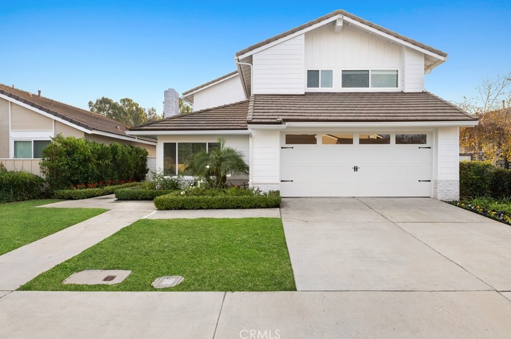 48 Sandpiper, Irvine CA  92604-3685 exterior