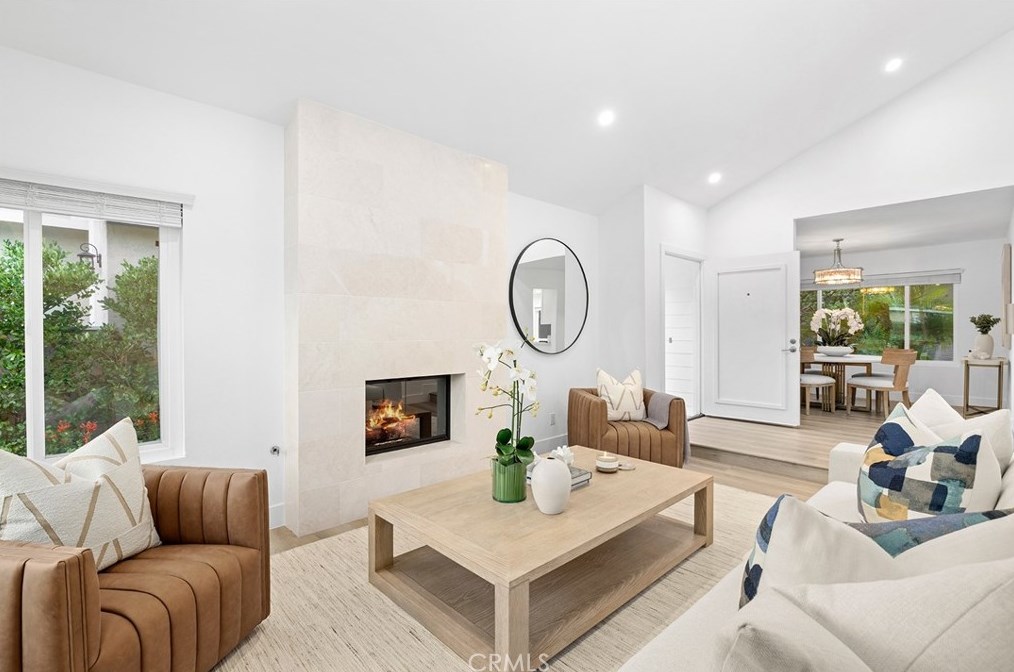 48 Sandpiper, Irvine CA  92604-3685 exterior