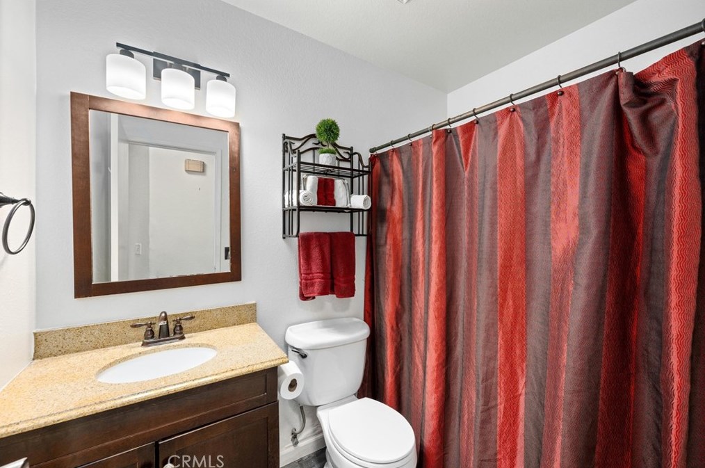 509 Cynthia St, Beaumont CA  92223-4743 exterior