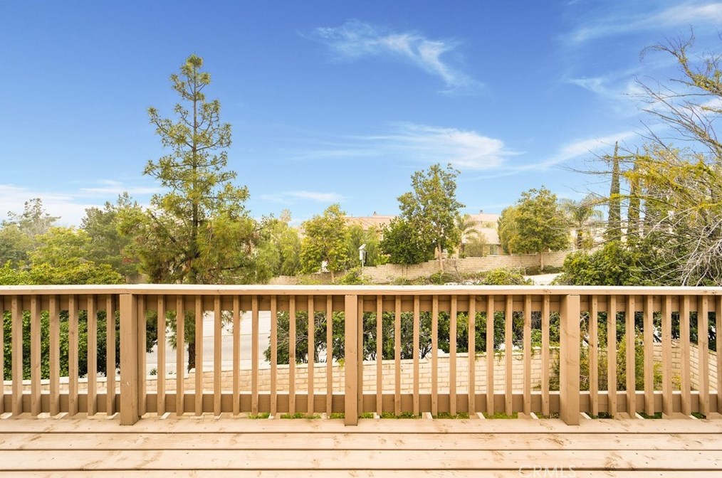 5089 Trojan Ct, Riverside CA  92507-6056 exterior