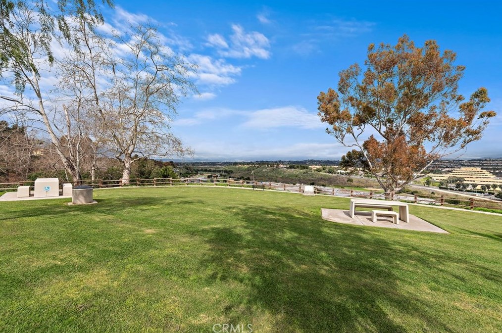 3 Matisse Cir, Laguna Beach CA  92656-3859 exterior