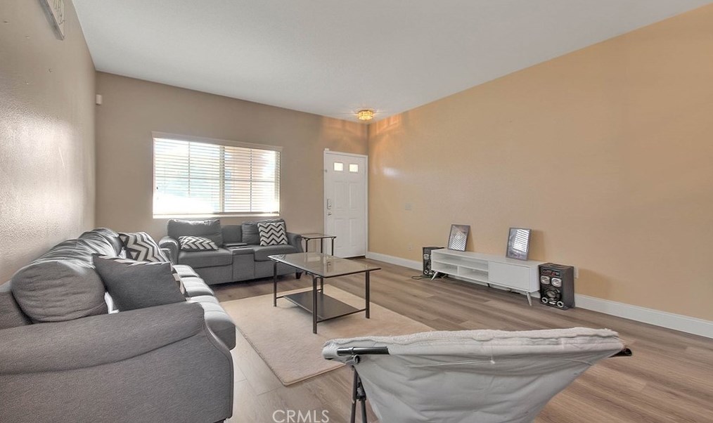 13842 Beech St, Victorville CA  92392-5531 exterior