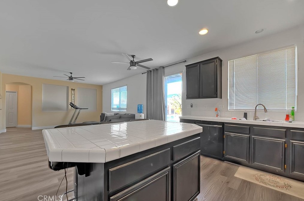 13842 Beech St, Victorville CA  92392-5531 exterior