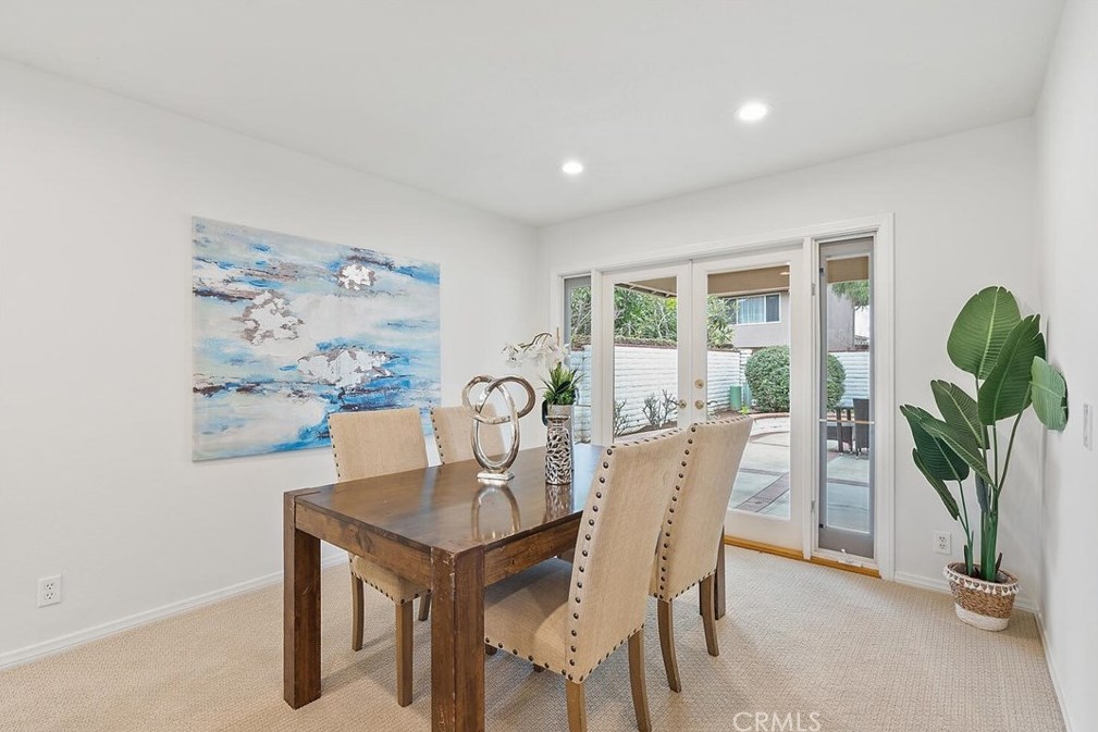 17 Butler St, Irvine CA  92612-2724 exterior