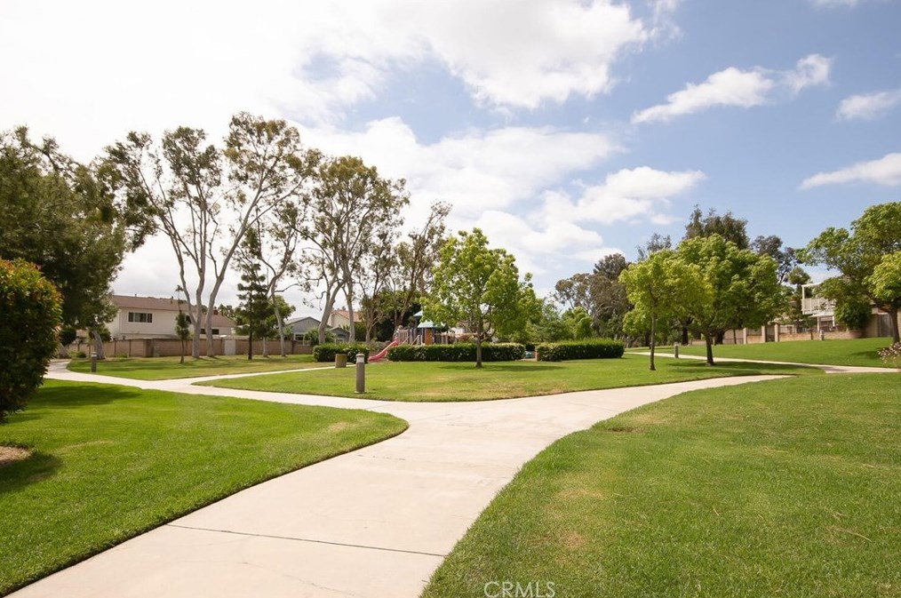 17 Butler St, Irvine CA  92612-2724 exterior