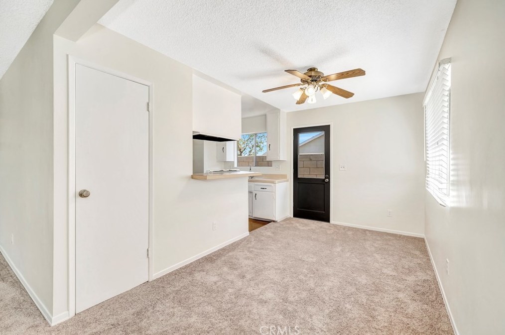 276 Costa Mesa St, Costa Mesa CA  92627-2230 exterior