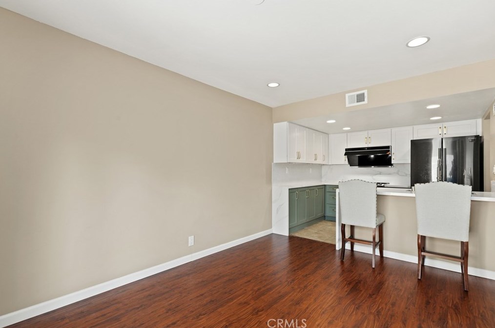 4361 Larwin Ave, Cypress CA  90630-4151 exterior