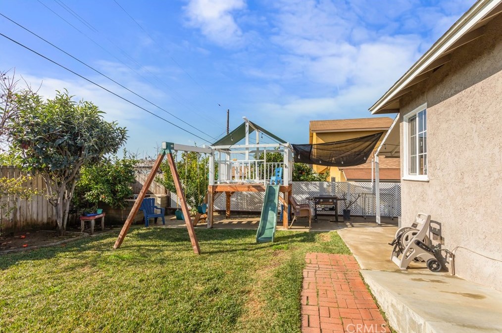 328 Gleason St, Monterey Park CA  91754-7110 exterior