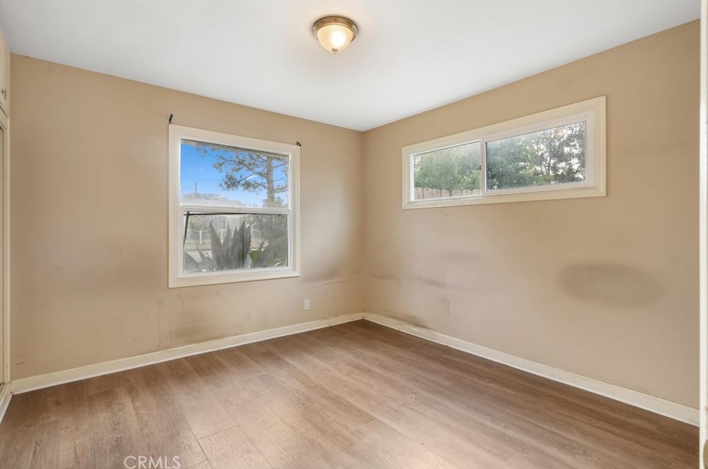 218 Mtn Vw St, Santa Ana CA 92703-4021 exterior