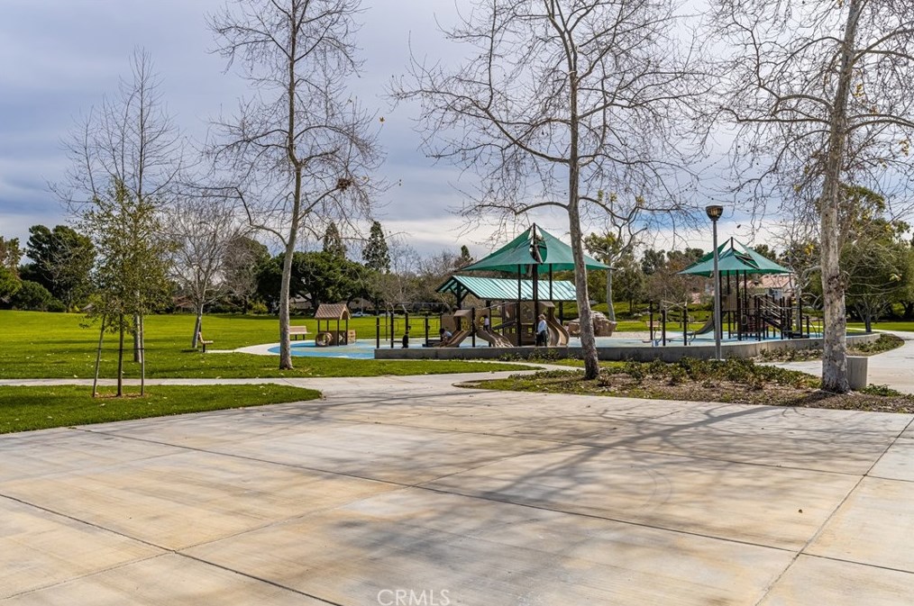 6 Spicewood Way, Irvine CA  92612-2721 exterior