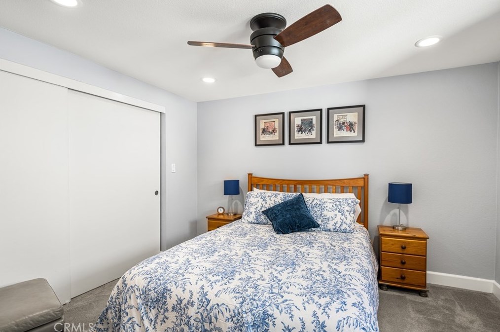 6 Spicewood Way, Irvine CA  92612-2721 exterior
