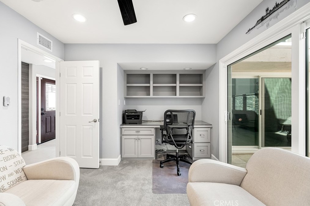 6 Spicewood Way, Irvine CA  92612-2721 exterior