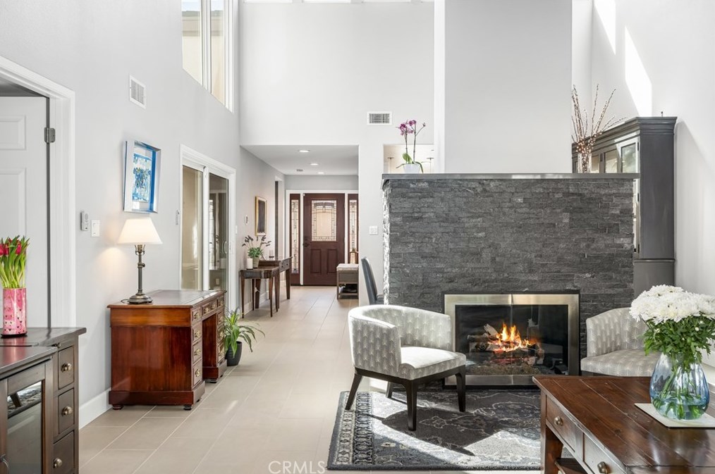 6 Spicewood Way, Irvine CA  92612-2721 exterior