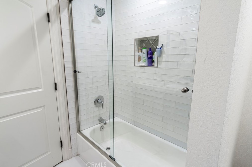 606 21st St, Huntington Beach CA  92648-3319 exterior