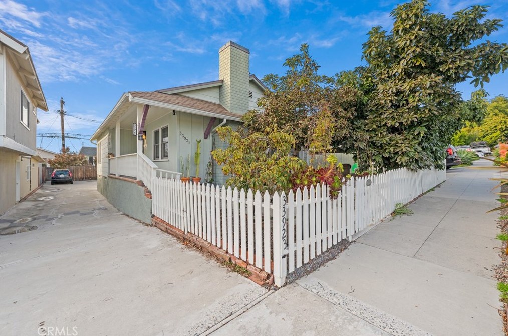 33921 Copper Lantern St, Dana Point CA  92629-2423 exterior