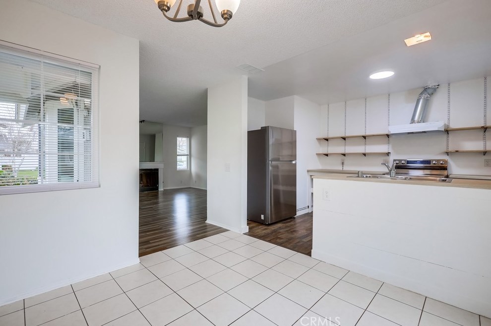 54 Eagle Run, Irvine CA  92614-7934 exterior