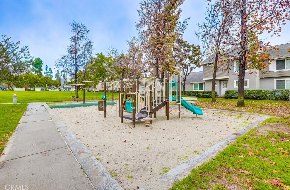 54 Eagle Run, Irvine CA  92614-7934 exterior