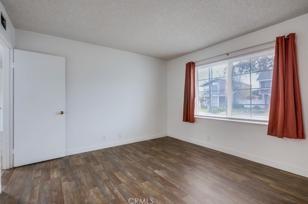 54 Eagle Run, Irvine CA  92614-7934 exterior