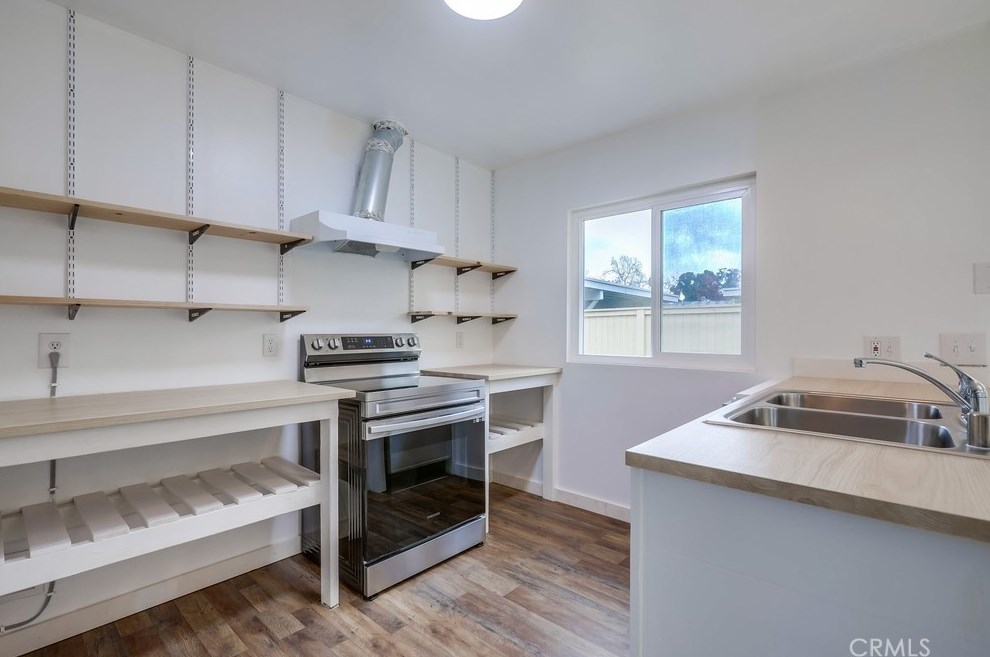 54 Eagle Run, Irvine CA  92614-7934 exterior