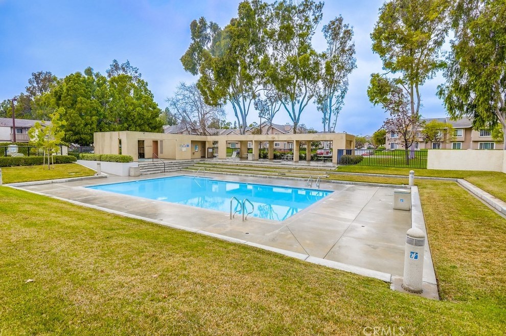 54 Eagle Run, Irvine CA  92614-7934 exterior