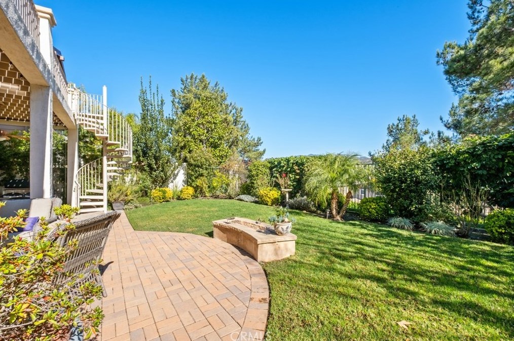 18 Prestwick Ct, Trabuco Canyon CA  92679-5001 exterior