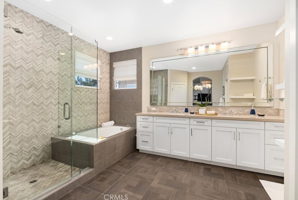 18 Prestwick Ct, Trabuco Canyon CA  92679-5001 exterior