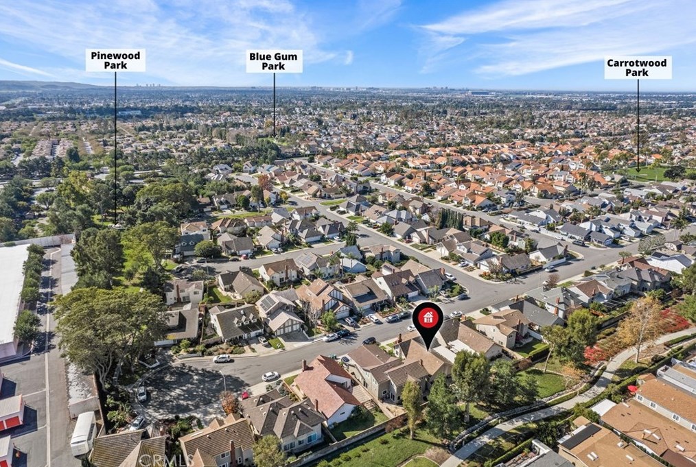 12 Cape Cod, Irvine CA  92620-2711 exterior