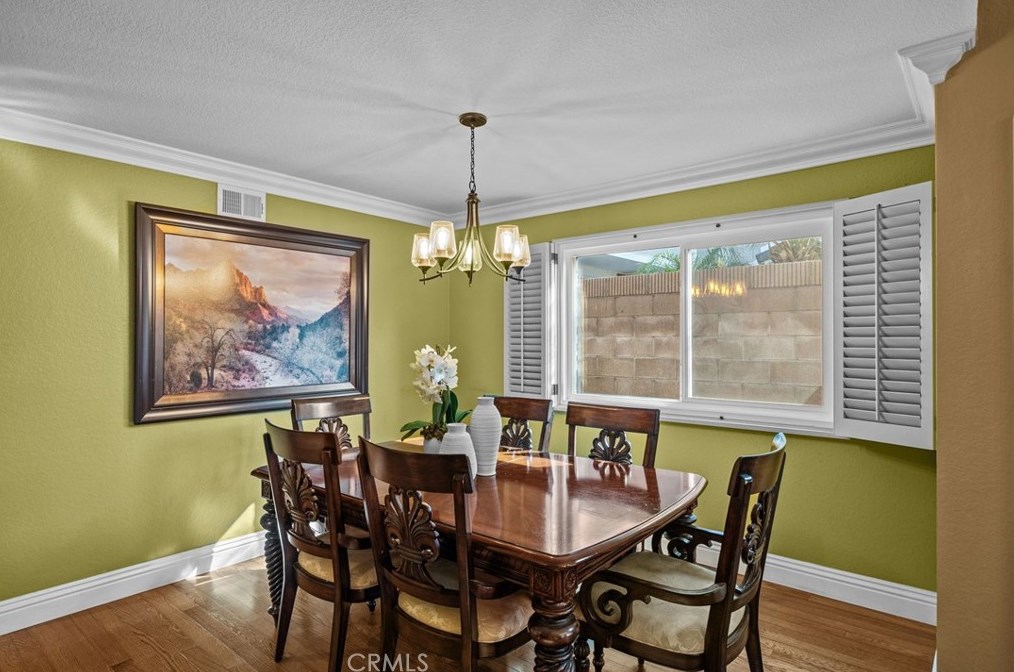 12 Cape Cod, Irvine CA  92620-2711 exterior