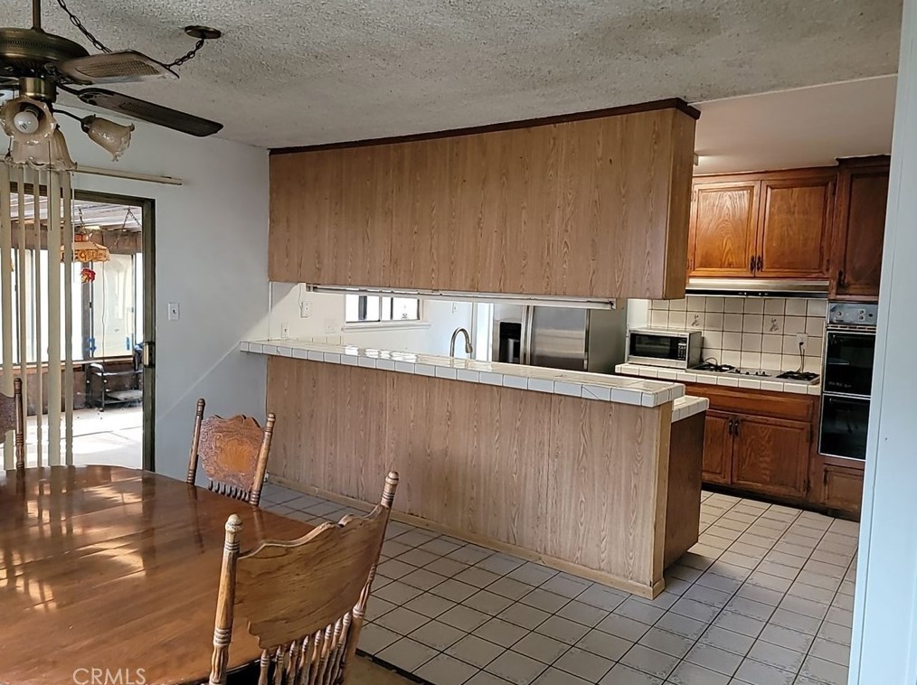 225 El Vado Rd, Pomona CA  91765-1612 exterior