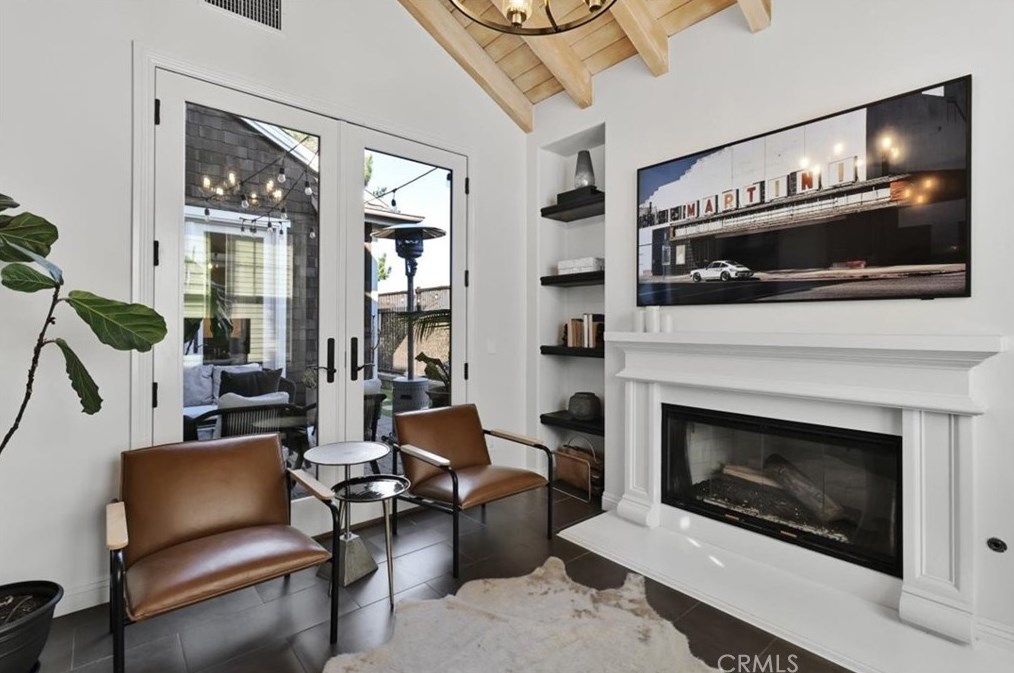 4711 Winthrop Dr, Huntington Beach CA  92649-6418 exterior