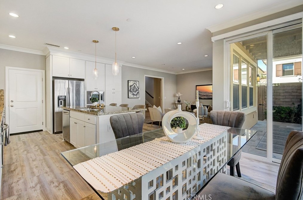 107 Rodeo, Irvine CA  92602 exterior