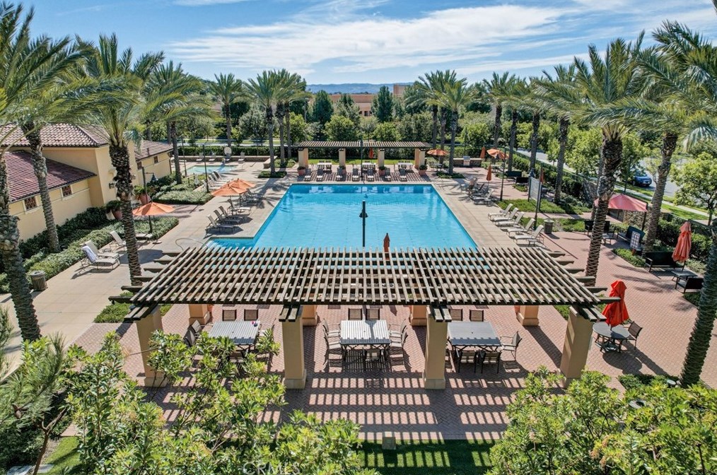 107 Rodeo, Irvine CA  92602 exterior