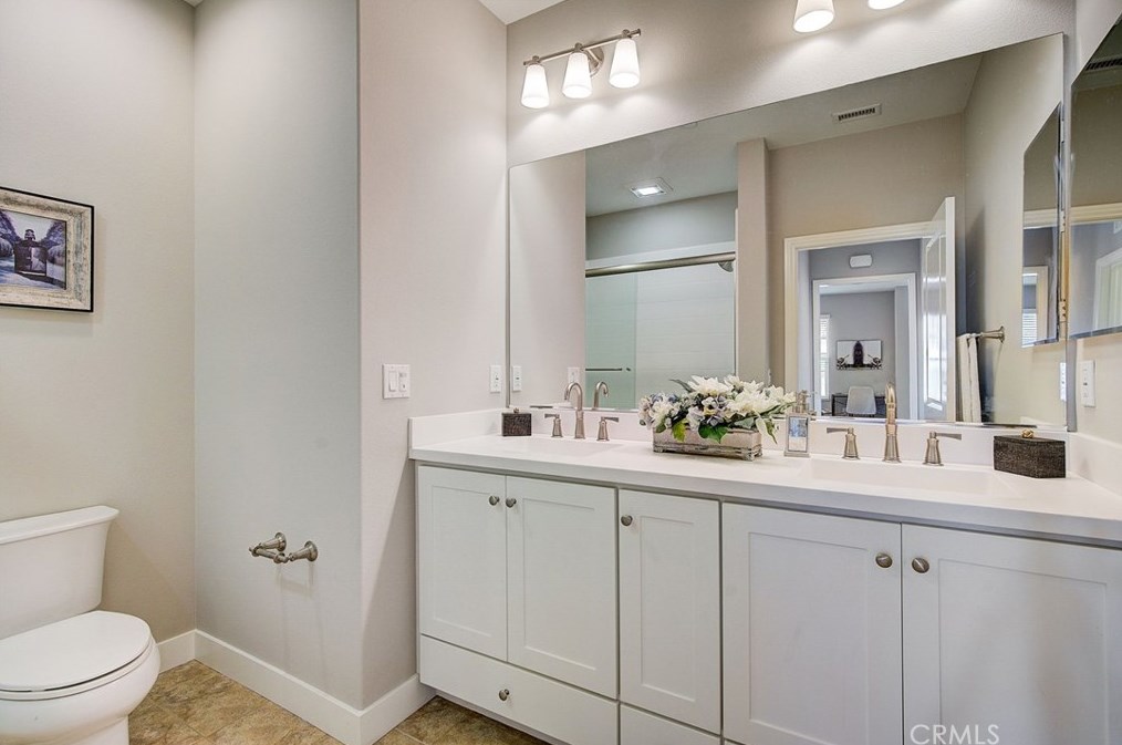 107 Rodeo, Irvine CA  92602 exterior