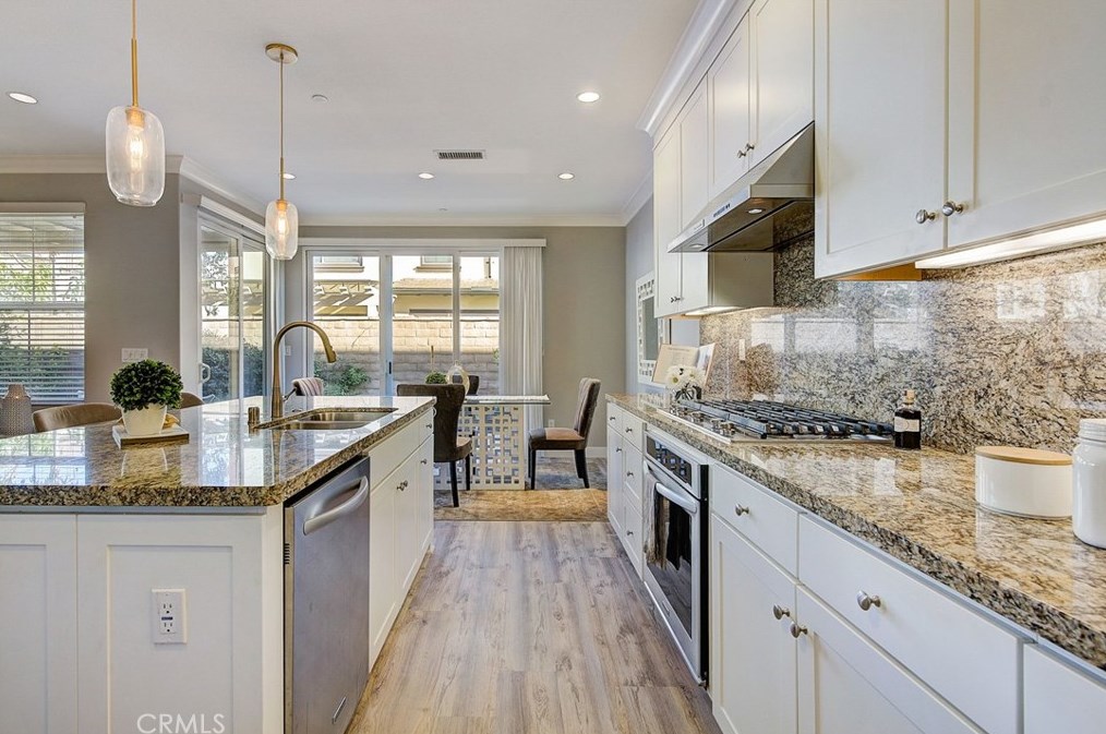 107 Rodeo, Irvine CA  92602 exterior