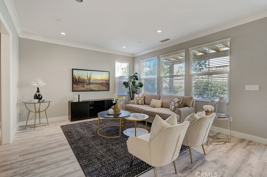 107 Rodeo, Irvine CA  92602 exterior