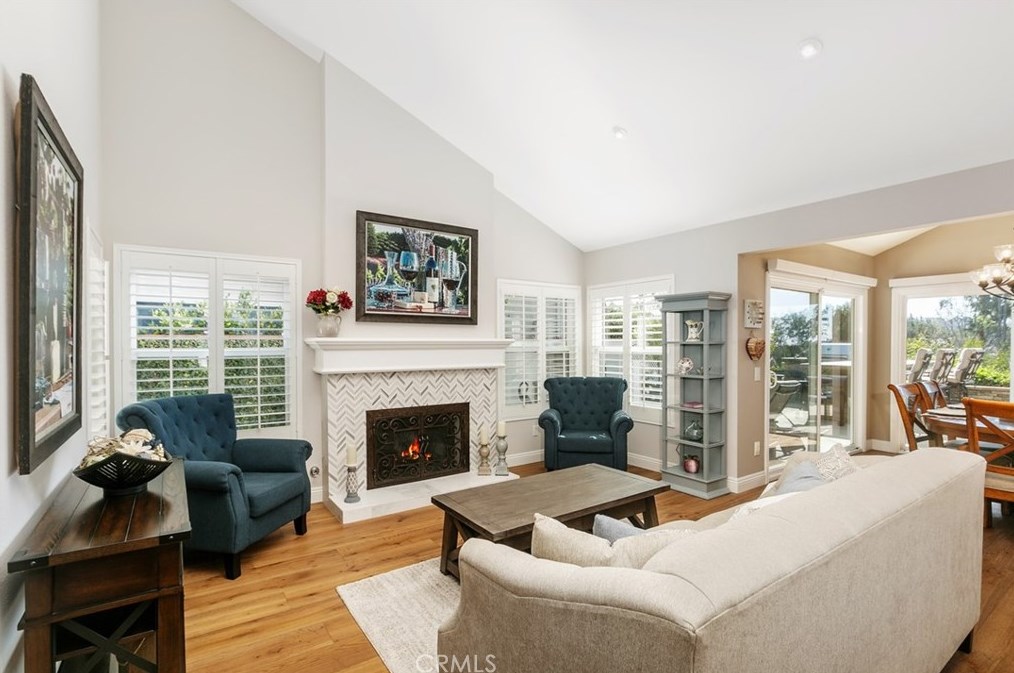 24252 Cherry Hills Pl, Laguna Beach CA  92677-2474 exterior