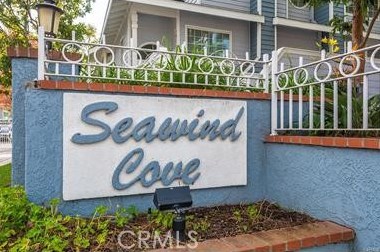 19115 Beachcrest Ln, Huntington Beach CA  92646-9011 exterior
