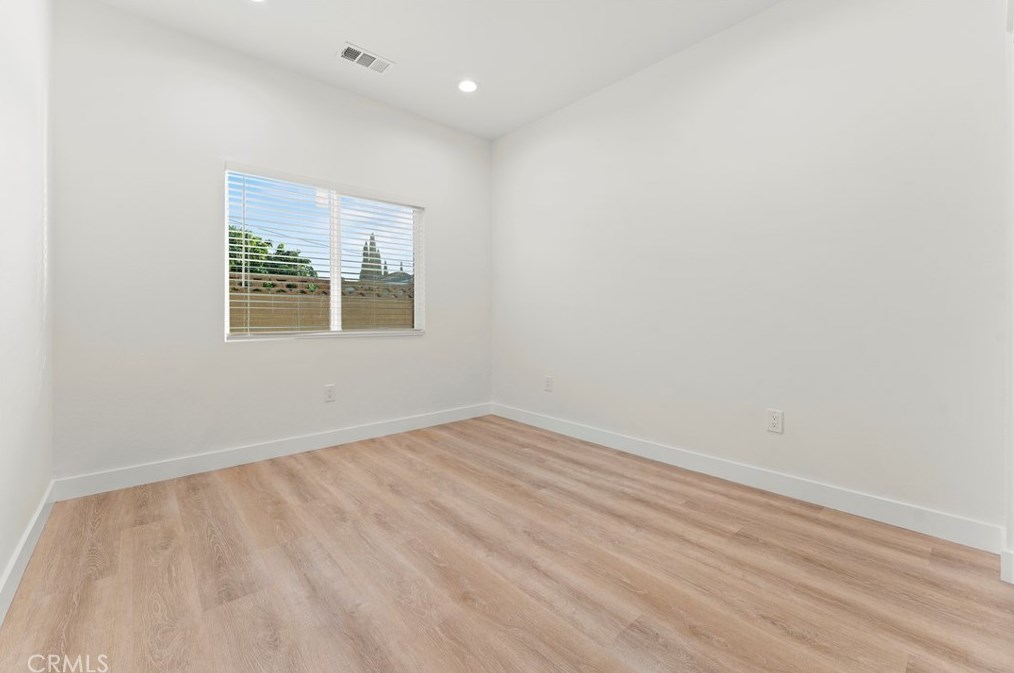 9342 Mirage Ave, Westminster CA  92683-4744 exterior