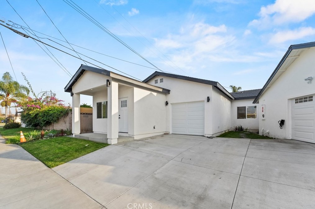 9342 Mirage Ave, Westminster CA  92683-4744 exterior