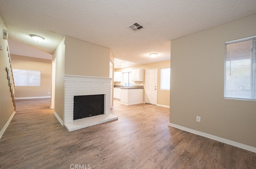 11991 Ocotillo Dr, Fontana CA  92337-2867 exterior