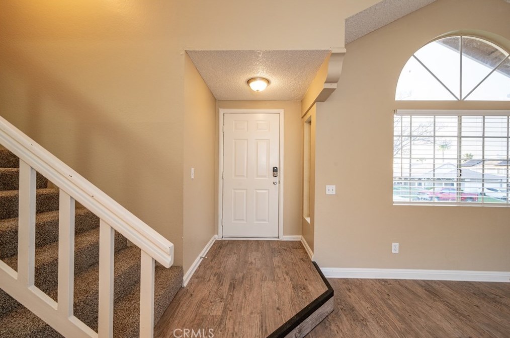 11991 Ocotillo Dr, Fontana CA  92337-2867 exterior