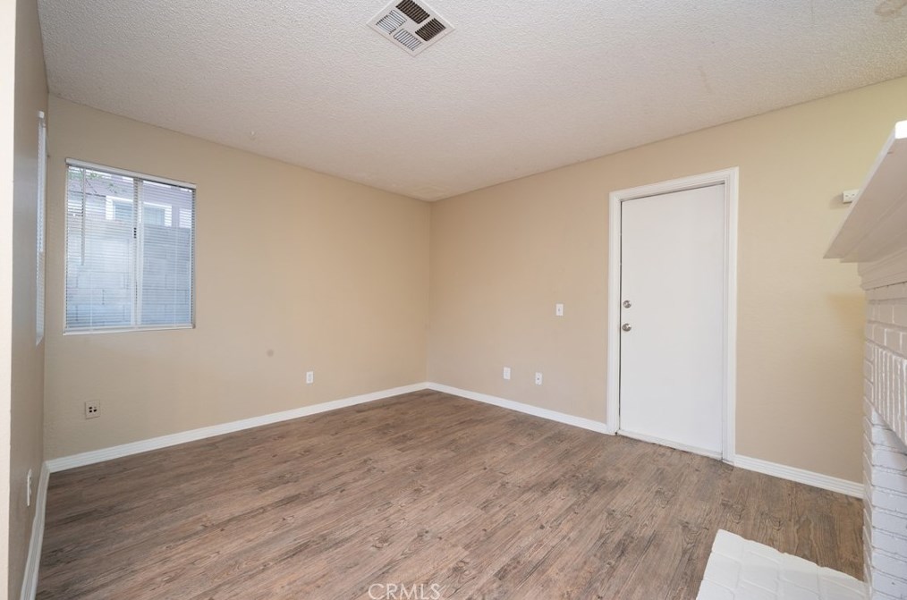 11991 Ocotillo Dr, Fontana CA  92337-2867 exterior