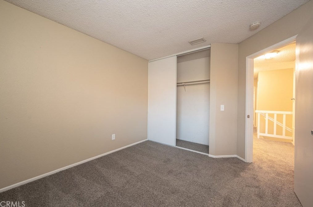 11991 Ocotillo Dr, Fontana CA  92337-2867 exterior