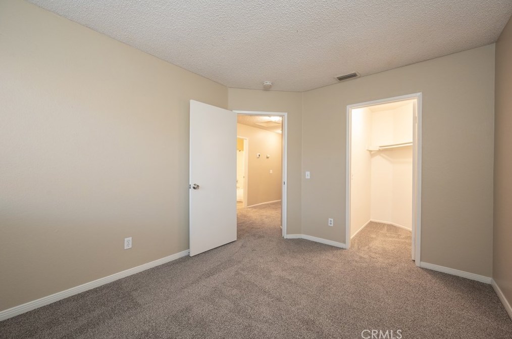 11991 Ocotillo Dr, Fontana CA  92337-2867 exterior