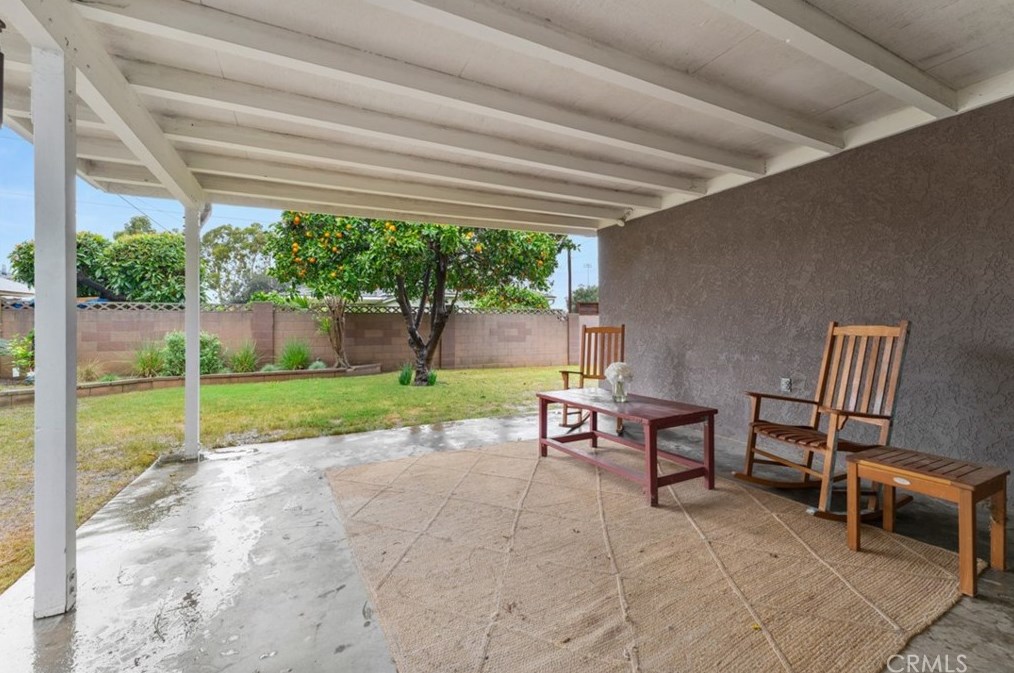 5441 Premiere Ave, Lakewood CA  90712-2009 exterior