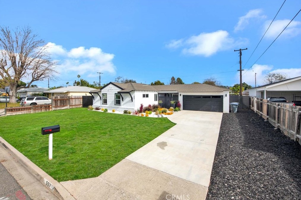 557 Rosalind Dr, Orange CA  92869-5107 exterior