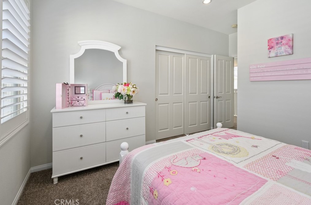 61 Serenity, Irvine CA  92618-1511 exterior