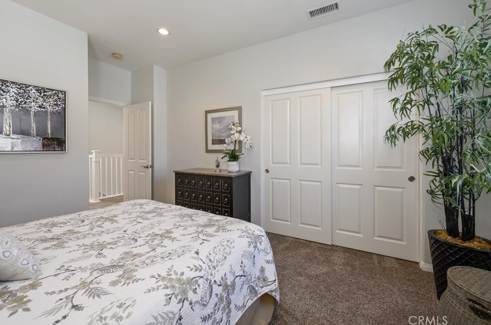 61 Serenity, Irvine CA  92618-1511 exterior