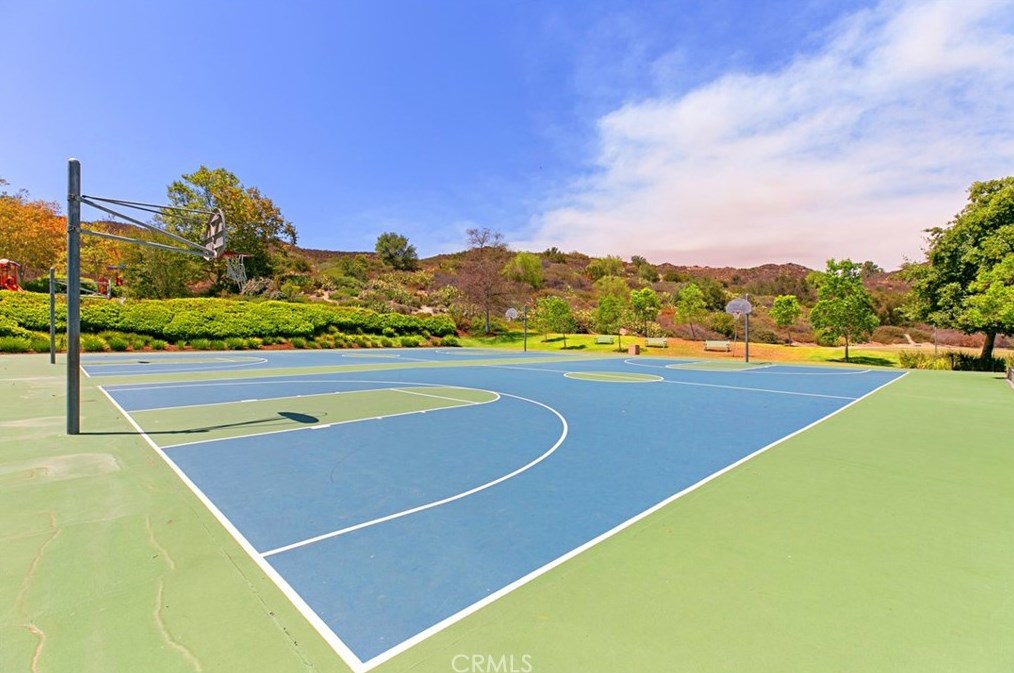 2 Malaquita, Trabuco Canyon CA  92679-4147 exterior