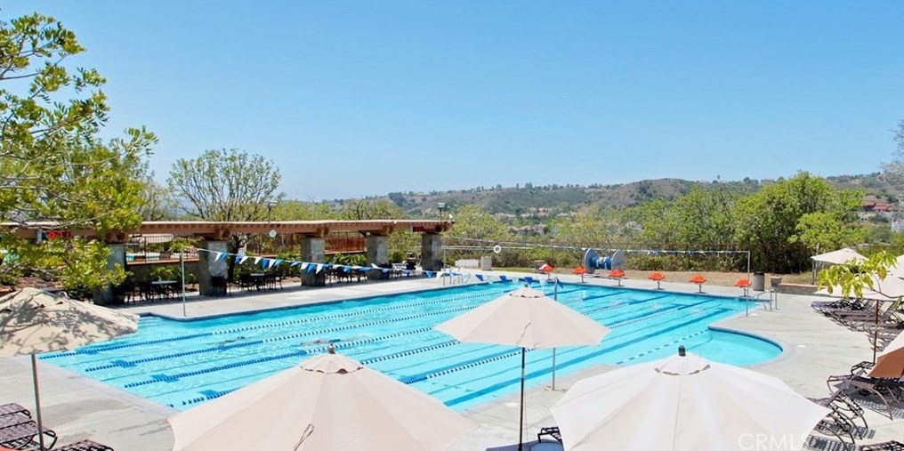 2 Malaquita, Trabuco Canyon CA  92679-4147 exterior